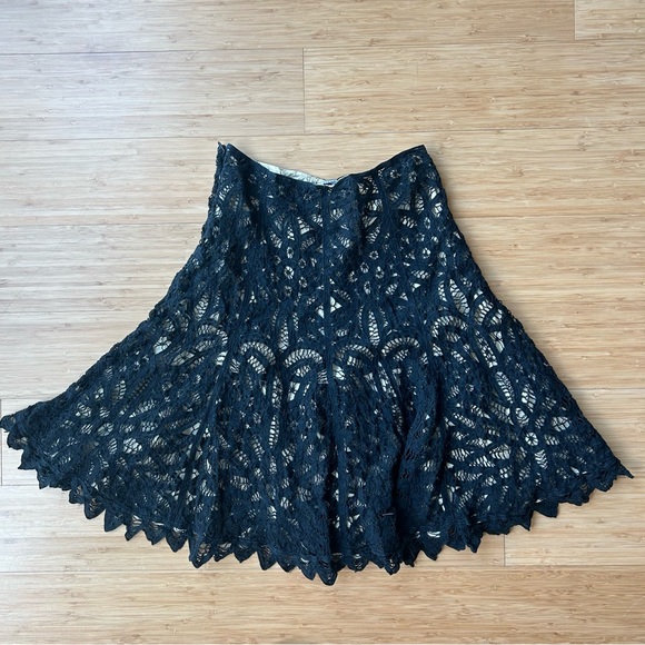 1989 Vintage Betsey Johnson  Black Lace Flared Midi Skirt  Size 4 Retro Gothic - Picture 6 of 8